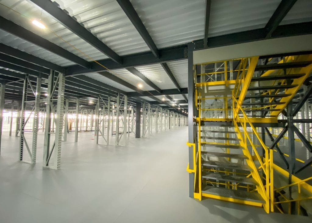Industrial mezzanine | Modular Warehouse Solutions | Etalex